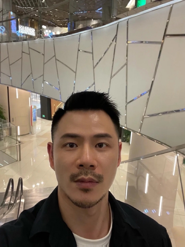 陈的第一张照片--嘉义残疾人相亲网