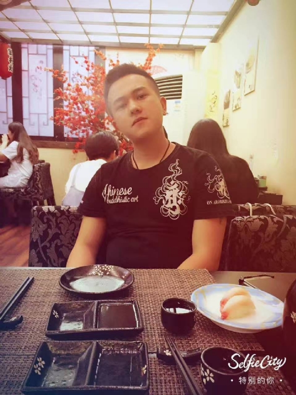 夏天的第四张照片--嘉义残疾人相亲网